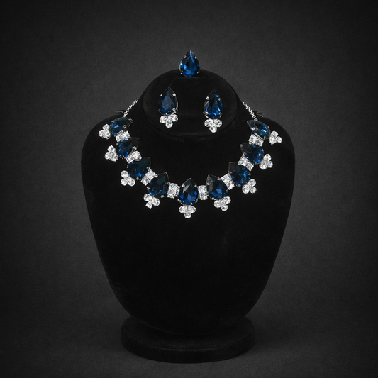B7- Stone Necklace
