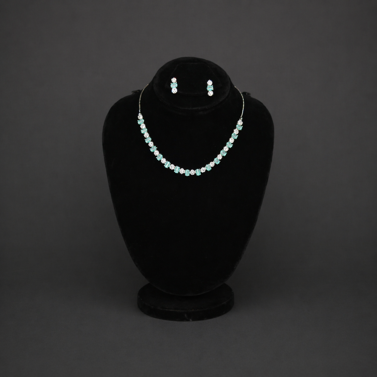 C15 - AD Necklace