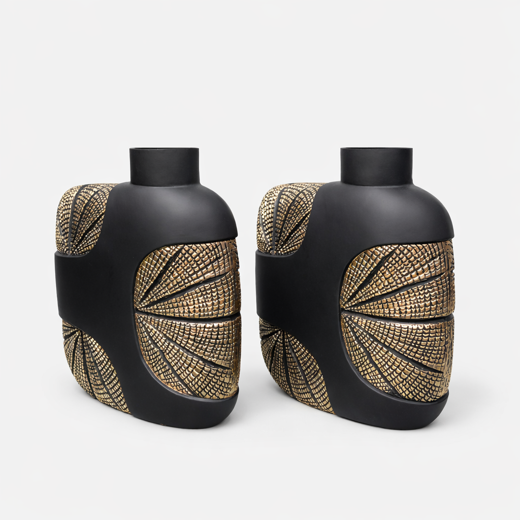 Small Majestic Leaf Vase