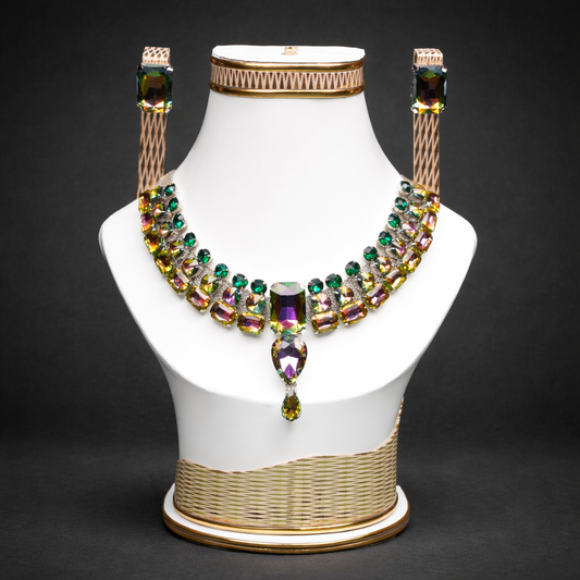 B12 - Stone Necklace